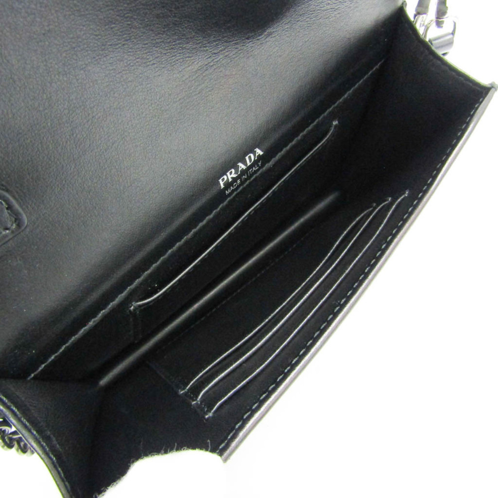 PRADA Bag - Picture 4 of 15